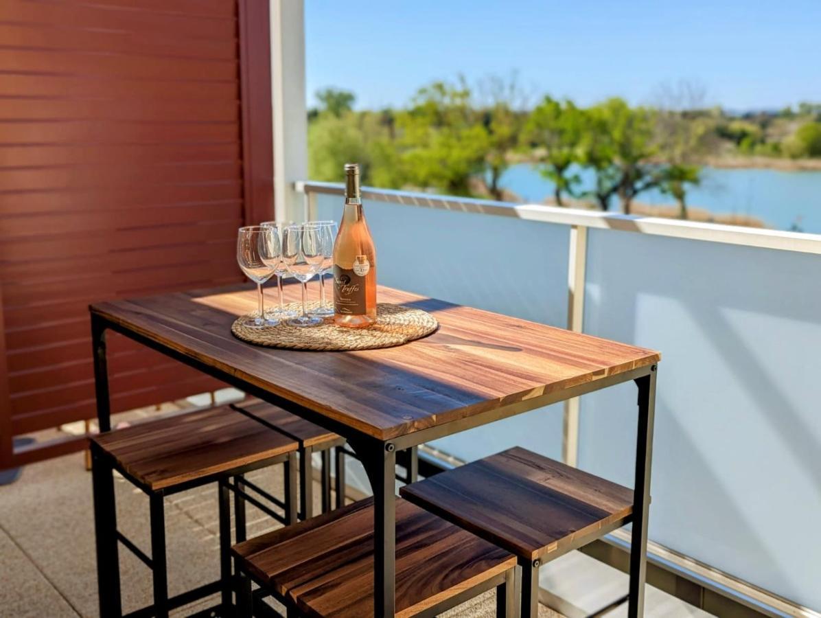 Lakeside Provence - Appartement 4 Etoiles Face Au Lac De Monteux Exterior foto